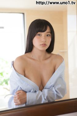 乳房与月亮